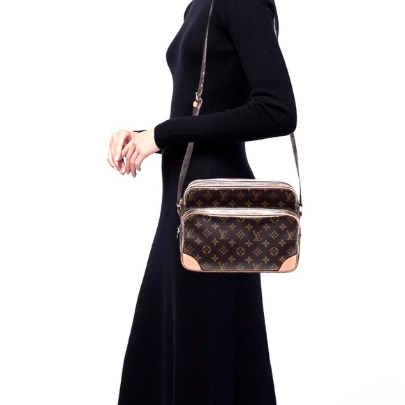 Louis Vuitton Monogram Crossbody Nile - Picture 6 of 12